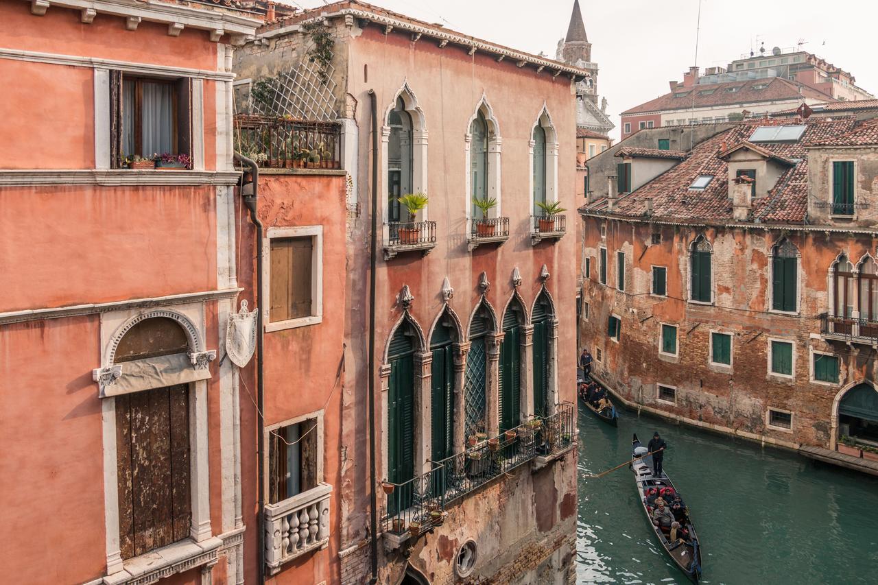 La Fenice Double Canal View Velence Kültér fotó